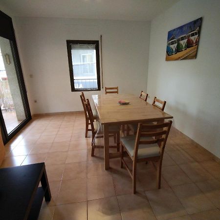 Appartement T4 A 100 Metres De La Plage 罗萨斯 外观 照片