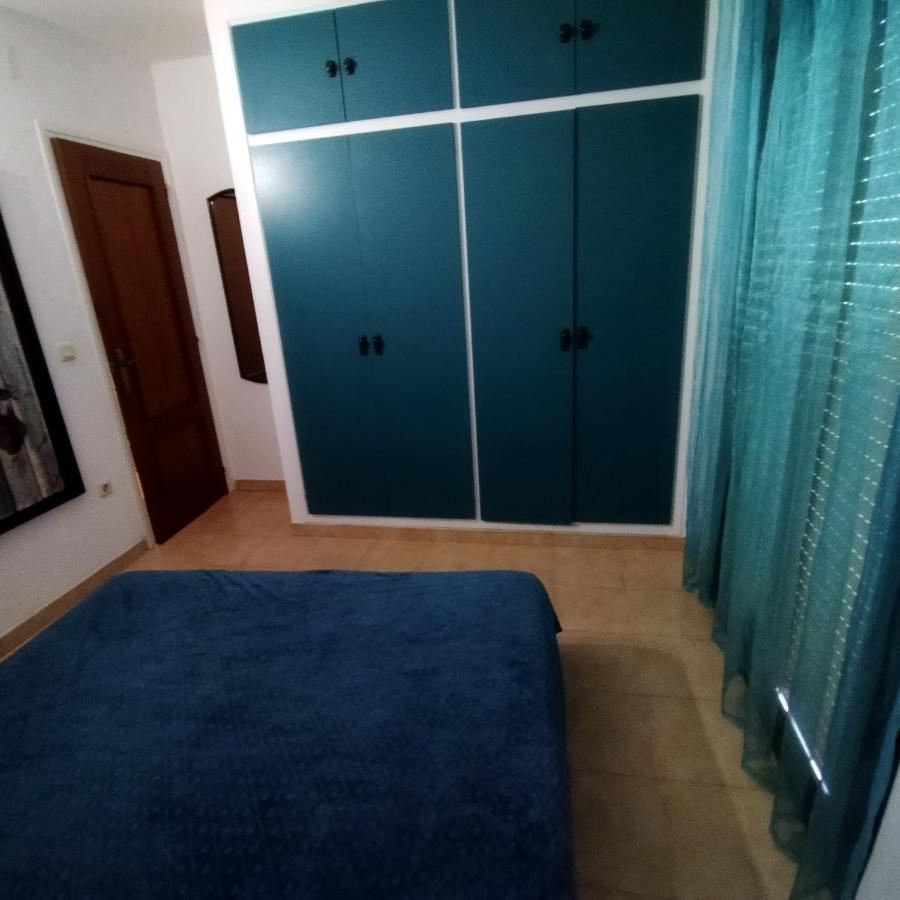 Appartement T4 A 100 Metres De La Plage 罗萨斯 外观 照片